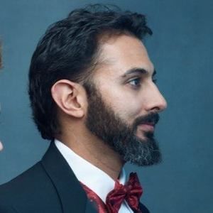 Meet your Posher, Carlos